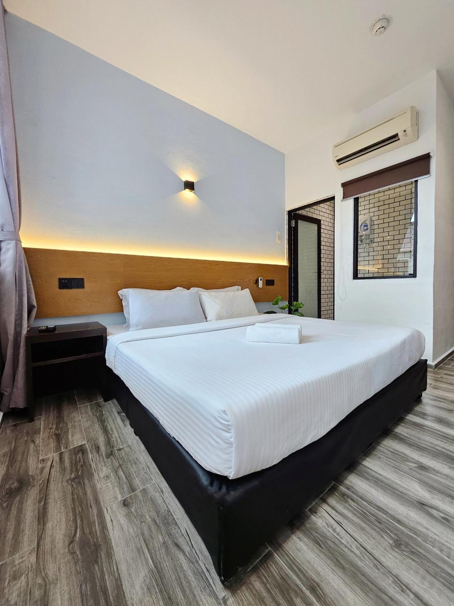 Georgetown Inn By Sky Hive Exteriör bild