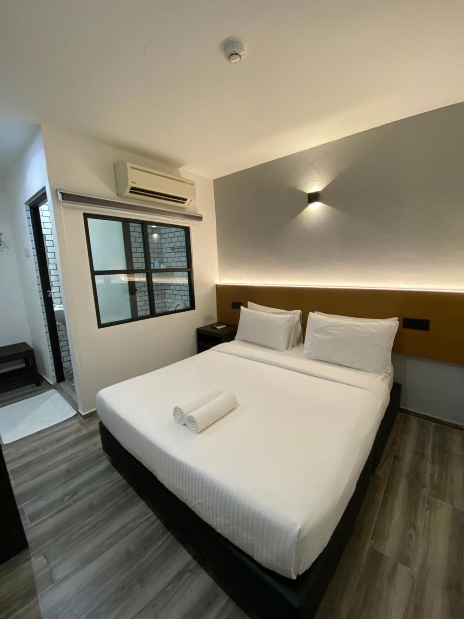 Georgetown Inn By Sky Hive Exteriör bild