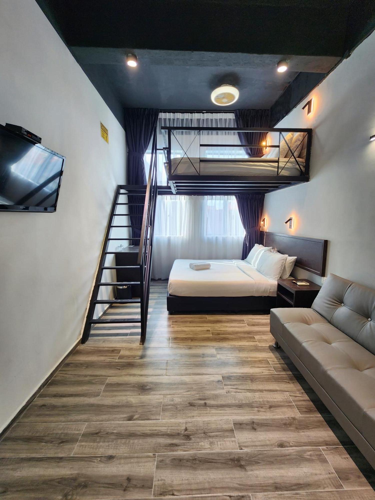 Georgetown Inn By Sky Hive Exteriör bild