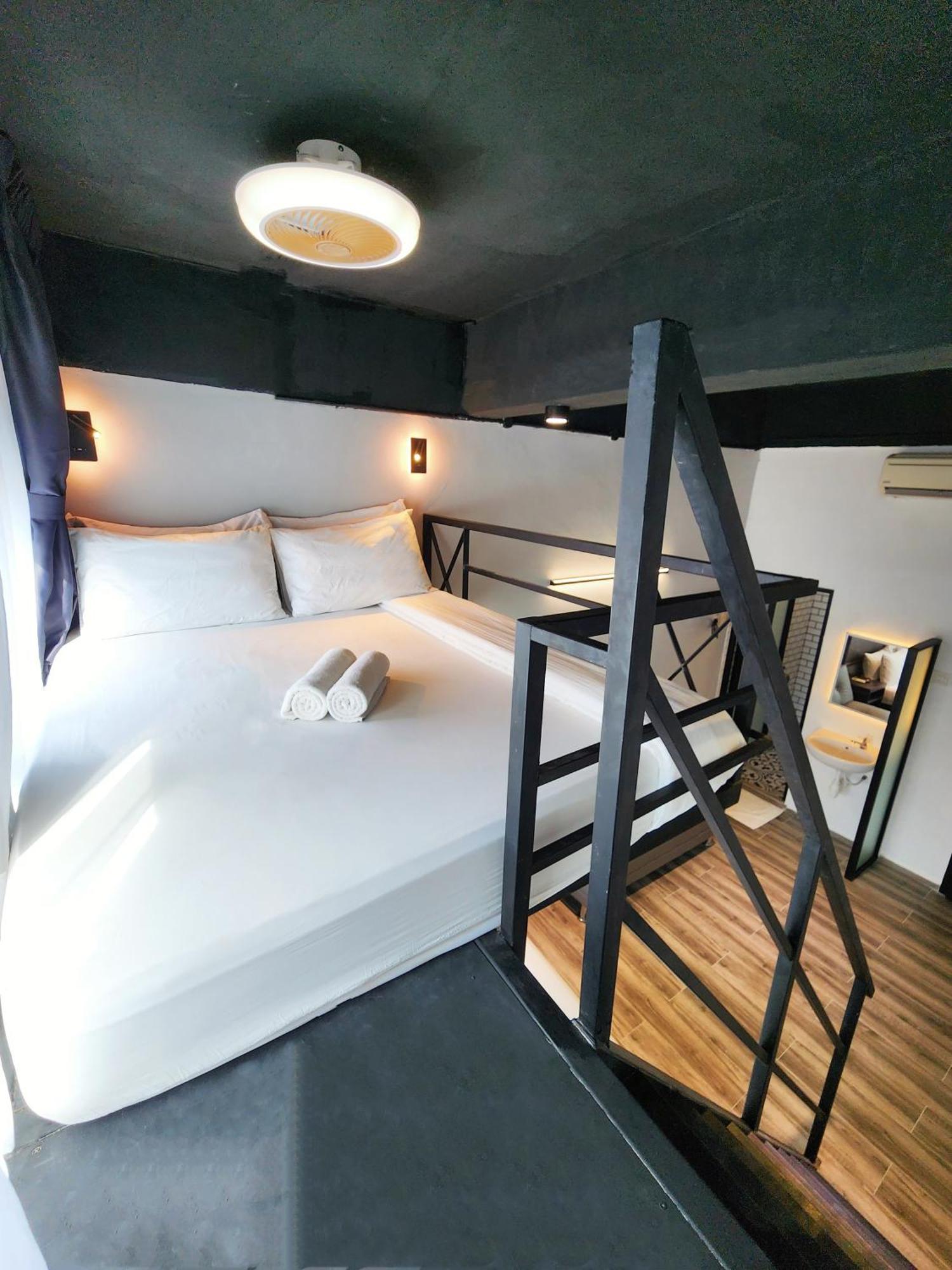 Georgetown Inn By Sky Hive Exteriör bild